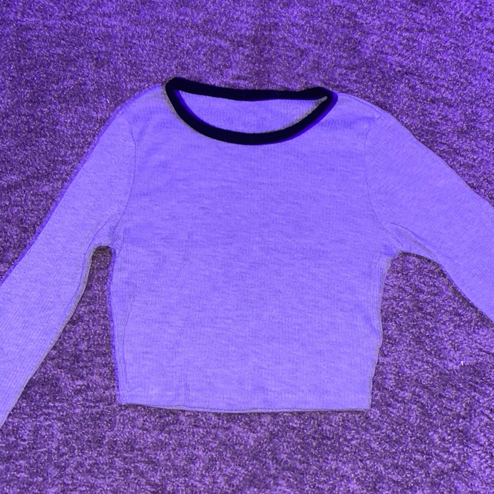Long sleeve belly shirt